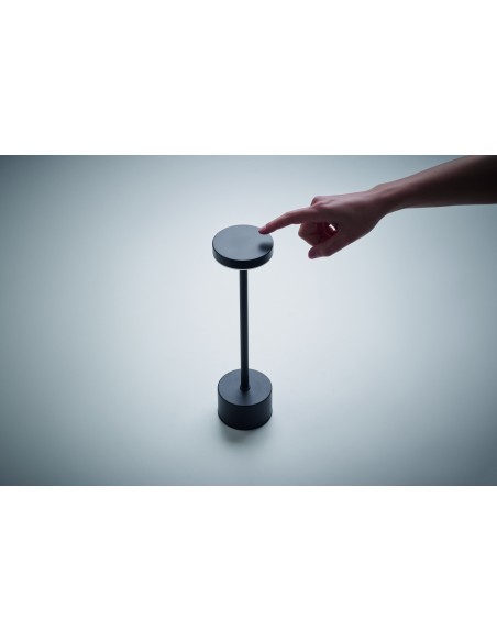 Lampada da tavolo in alluminio