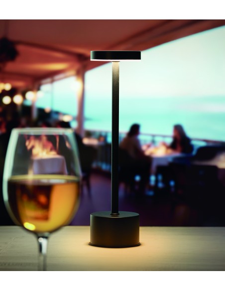 Lampada da tavolo in alluminio