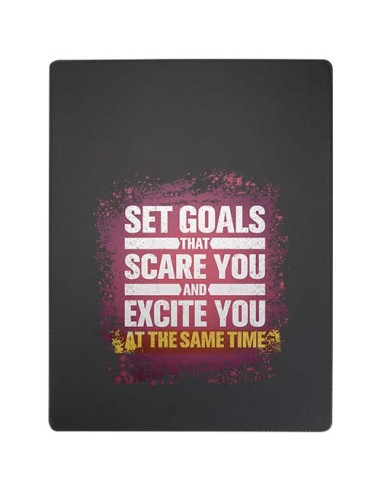 Portablocco formato A4 con chiusura magnetica e penna a sfera in materiale riciclato certificato RCS (inchiostro nero) Clast