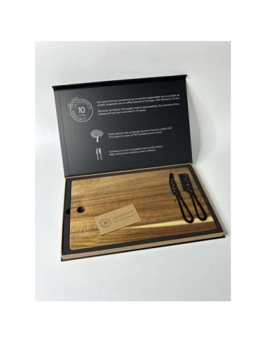 Set per formaggi con coltelli e tagliere SCX.design K06