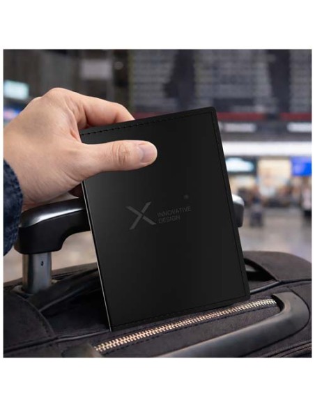 Portapassaporto con smart tag SCX.design A13