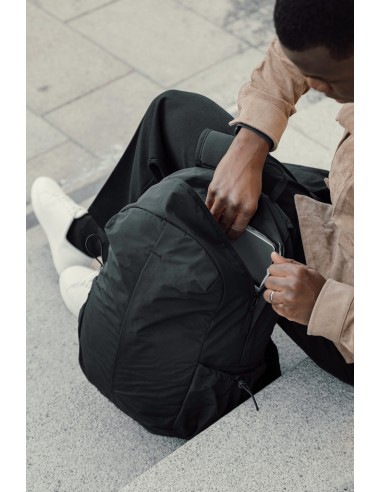 Zaino port PC 15,6" KENTO URBAN in nylon riciclato RCS