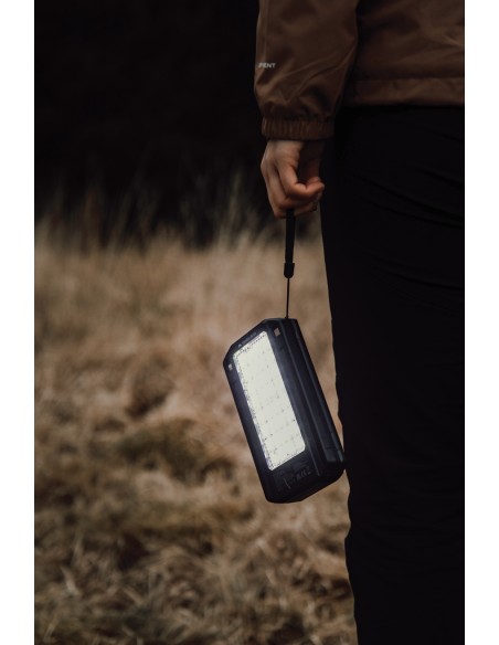 Powerbank solare 10.000mAh Nordic Drift Titan con 3 pannelli