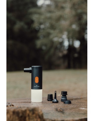 Pompa e luce da campeggio portatile Nordic Drift Titan