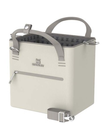 Stanley The All-Day Julienne, mini borsa frigo riciclata da 10 lattine 