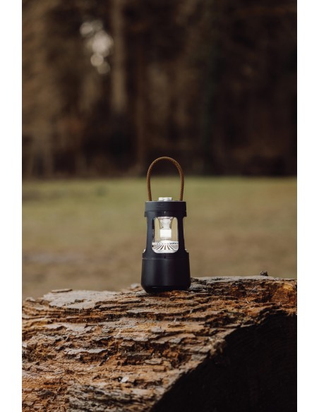 Lampada da campeggio Nordic Drift Everest IPX4 con Speaker 1